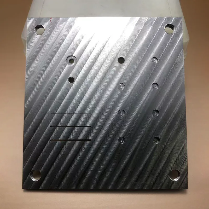 精密微細溝金属加工部品